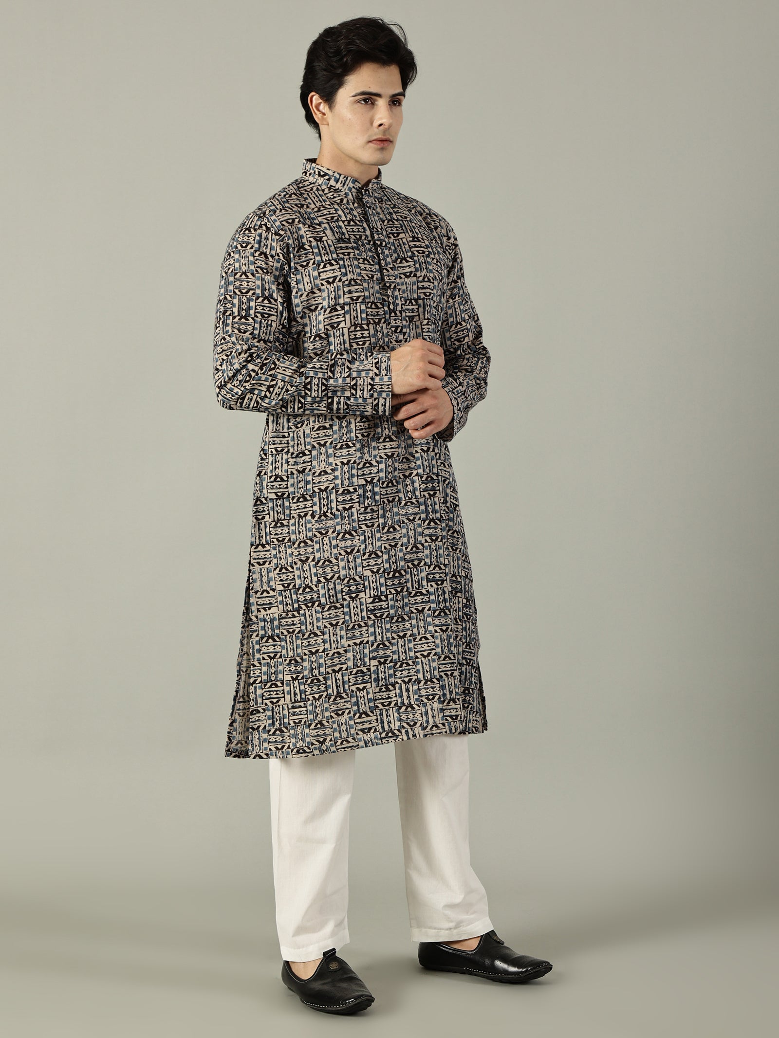 KuJee Crafts Men's Cotton Kalamkari Fabric Kurta Set ( Kurta & Pyjama) with Blue Base (2pcs).