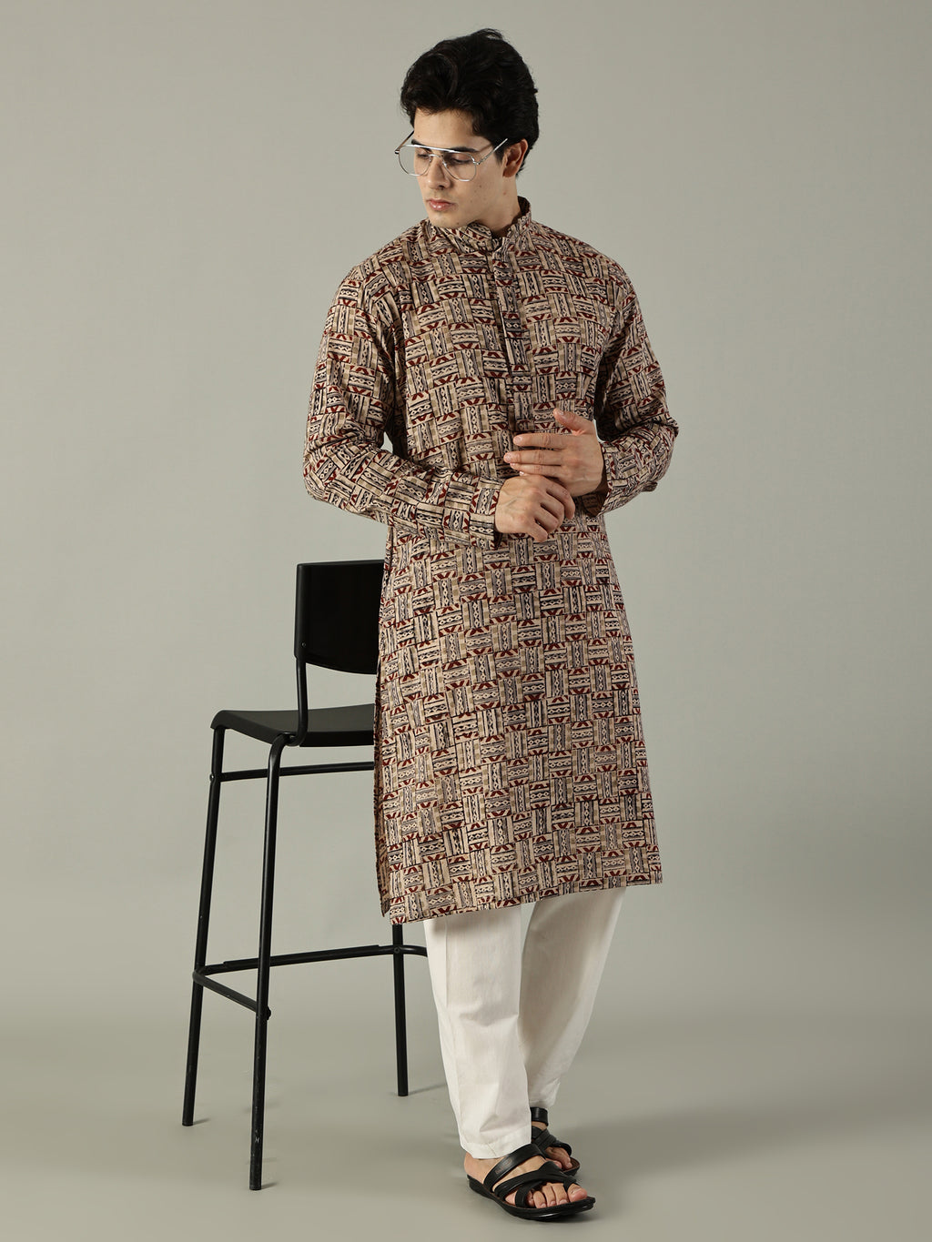KuJee Crafts Men's Cotton Kalamkari Fabric Kurta Set ( Kurta & Pyjama) with Brown Base (2pcs).